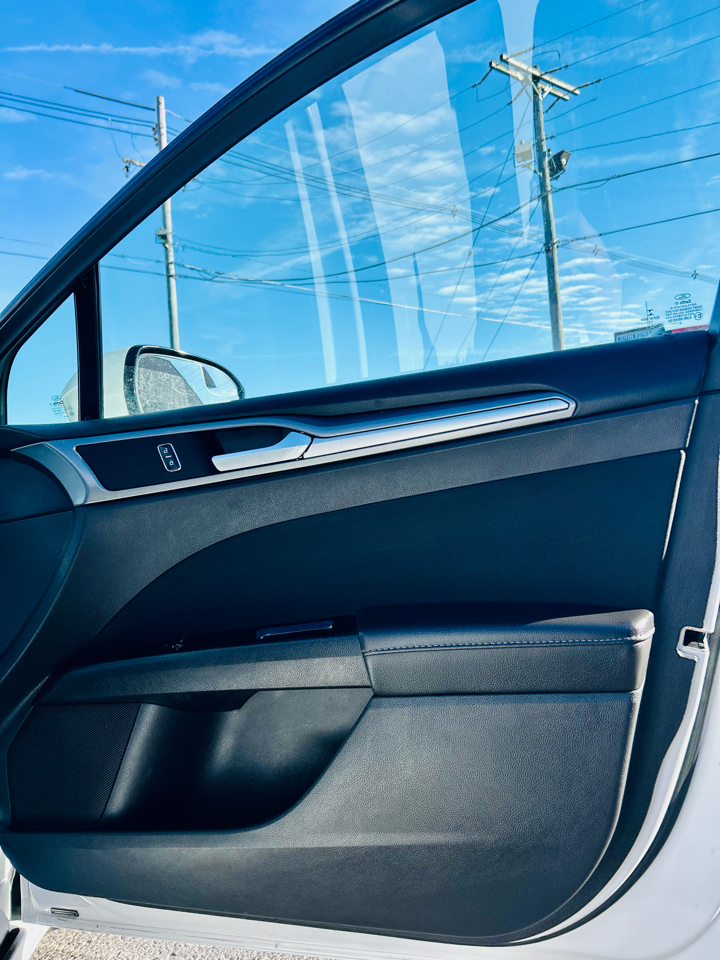 Ford Fusion 4dr Sdn SE FWD 2015