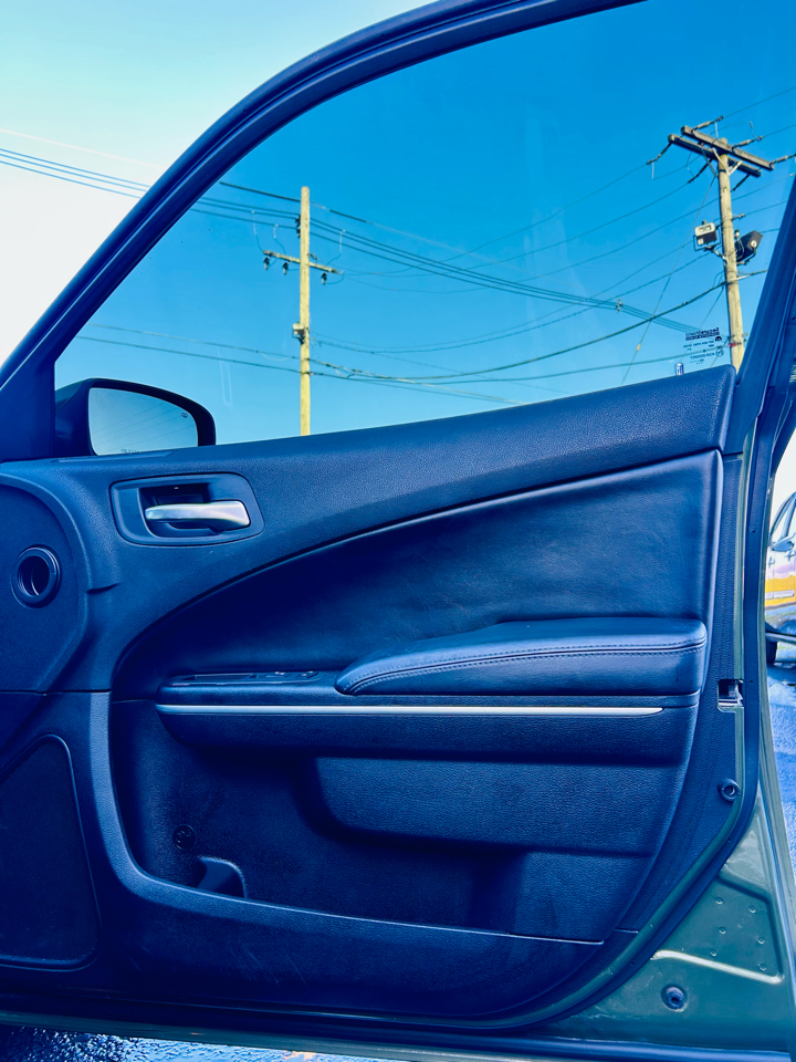 Dodge Charger SXT RWD 2020