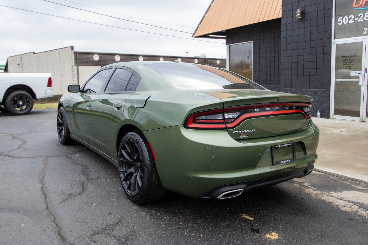Dodge Charger SXT RWD 2020