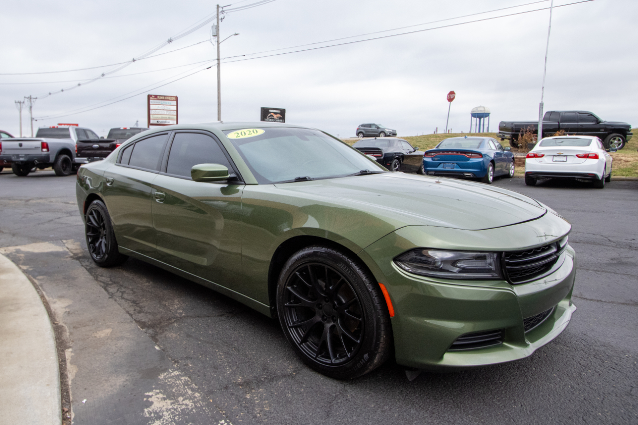 Dodge Charger SXT RWD 2020