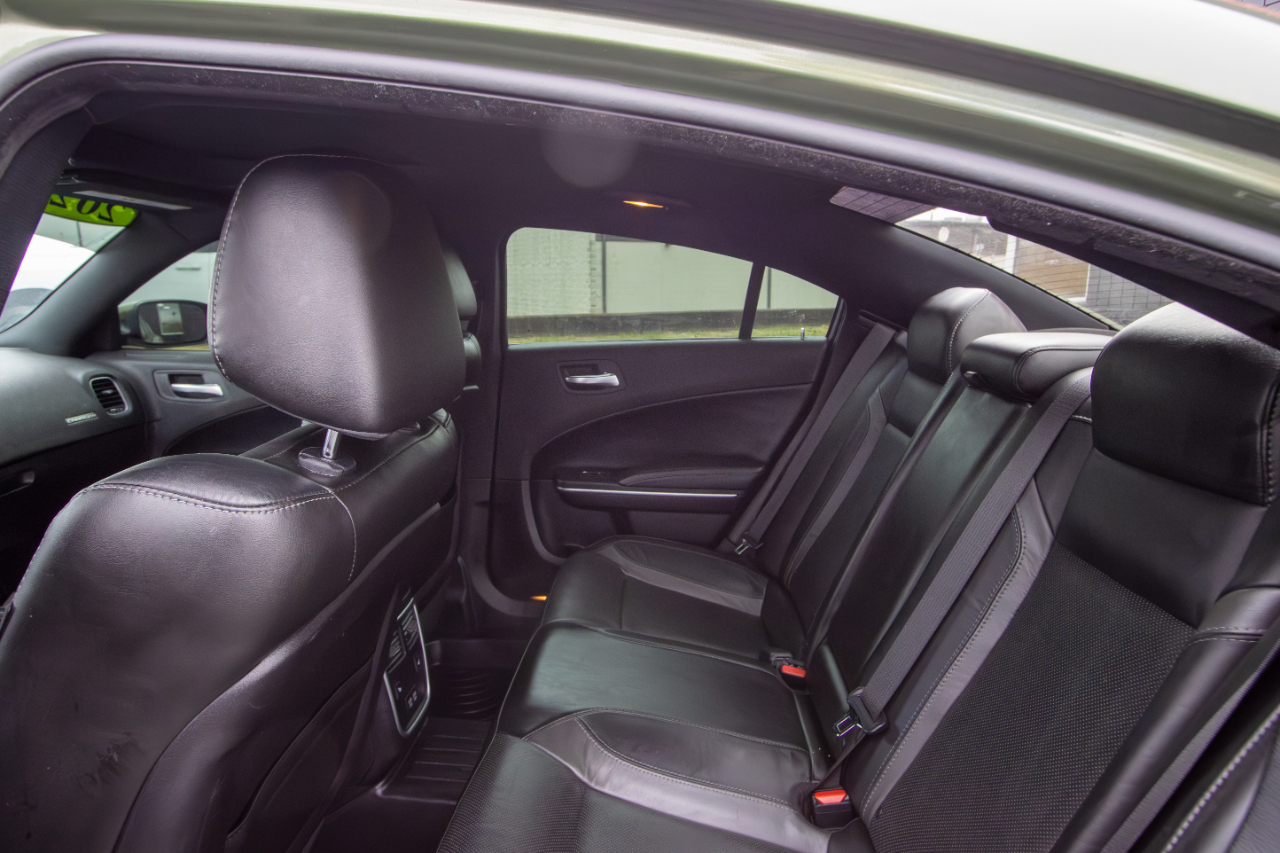 Dodge Charger SXT RWD 2020