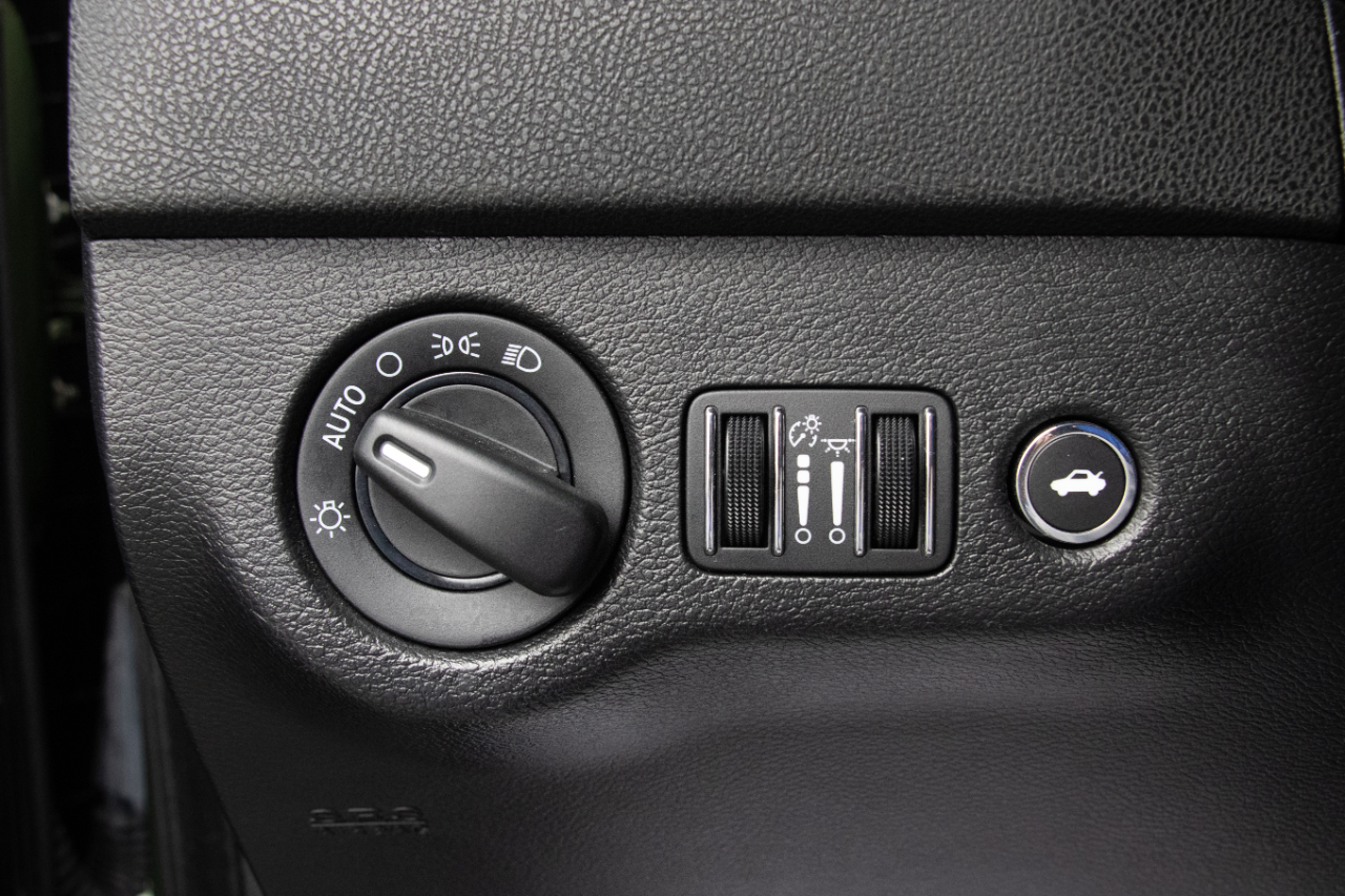 Dodge Charger SXT RWD 2020