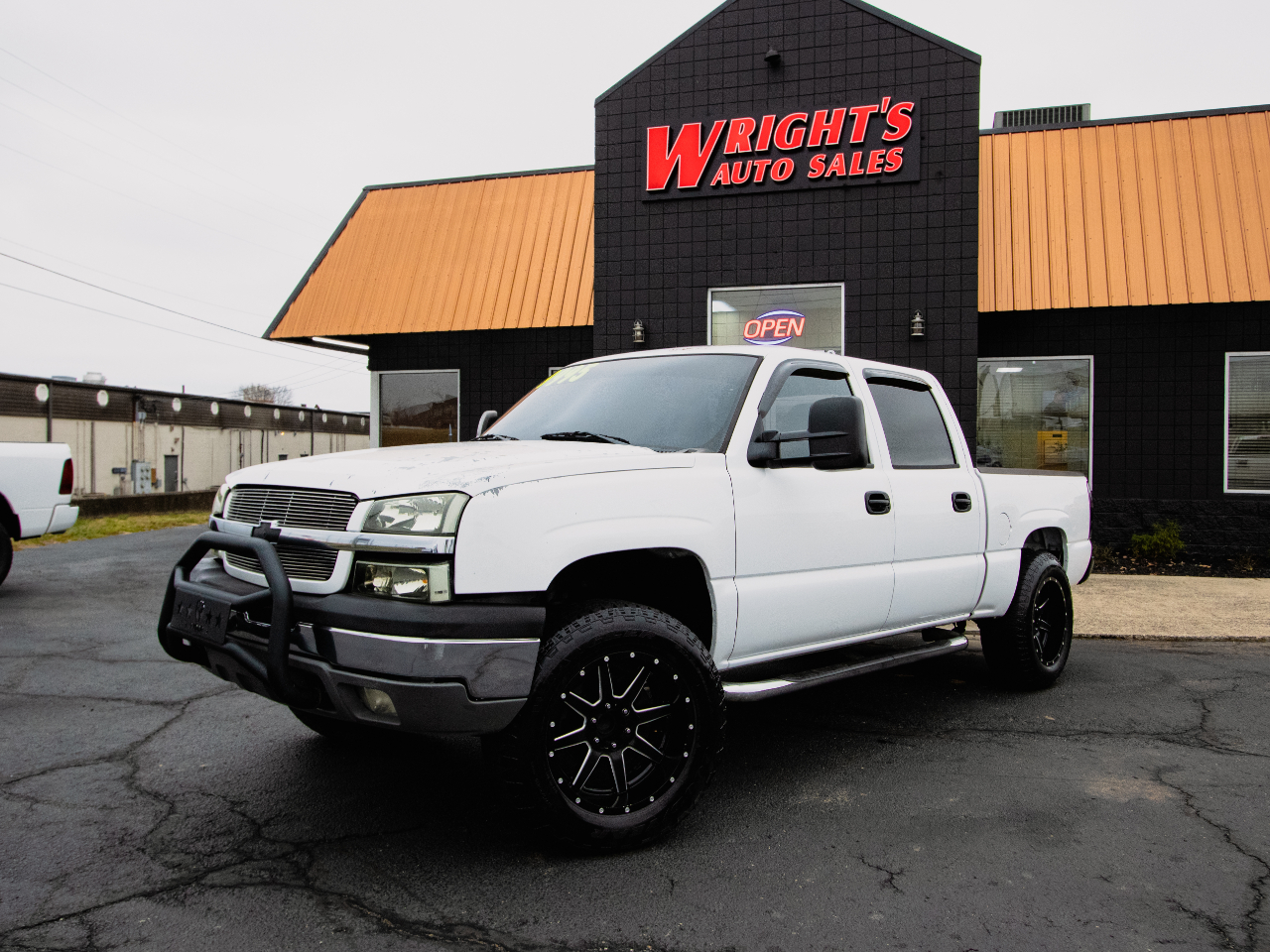 2005 Chevrolet Silverado 1500 Crew Cab 143.5" WB LS