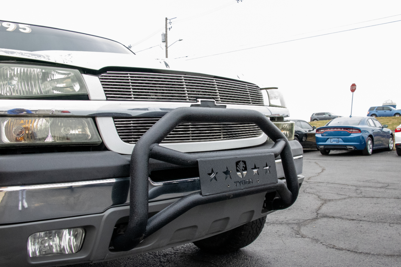 Chevrolet Silverado 1500 Crew Cab 143.5" WB LS 2005