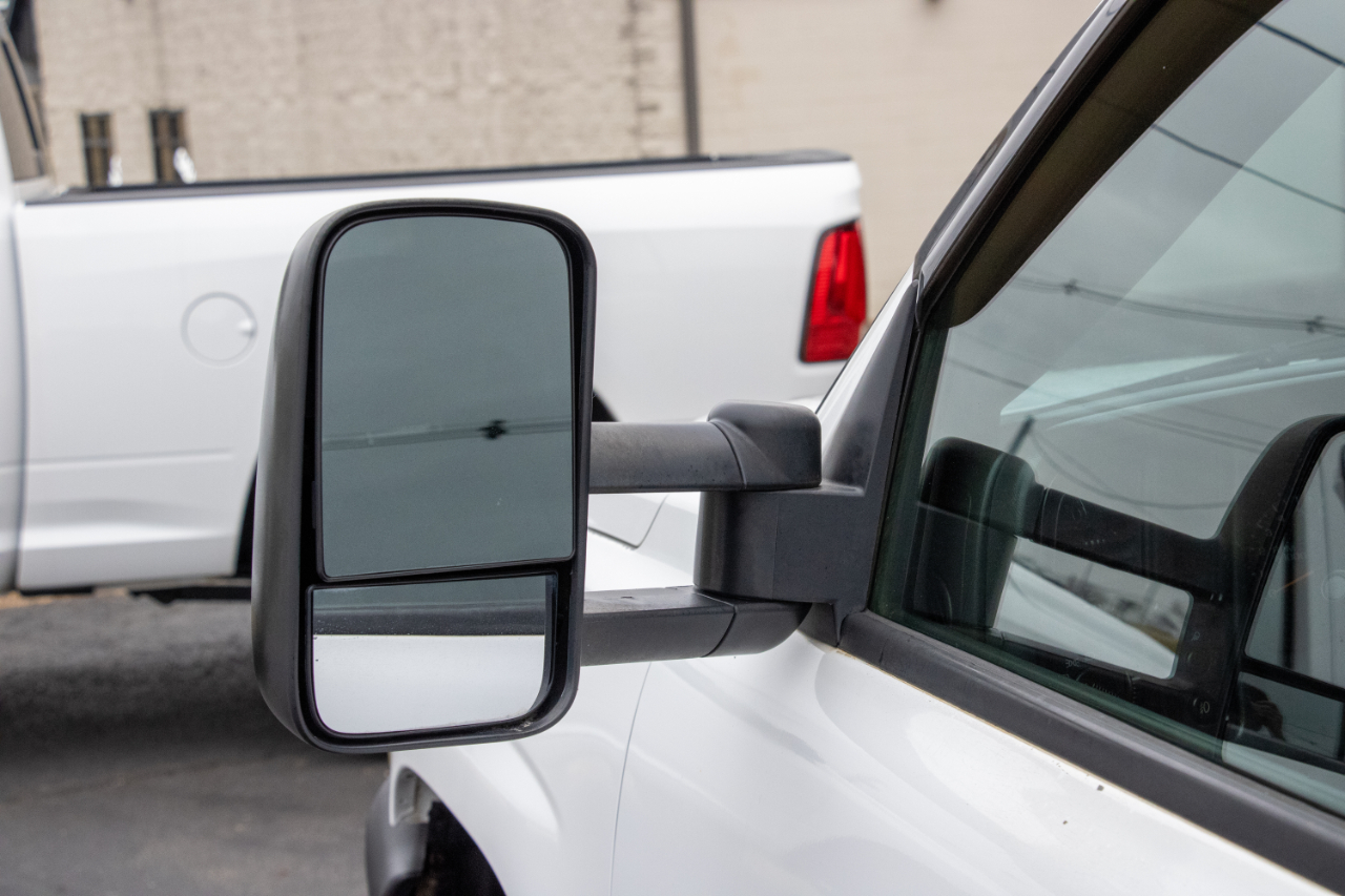 Chevrolet Silverado 1500 Crew Cab 143.5" WB LS 2005