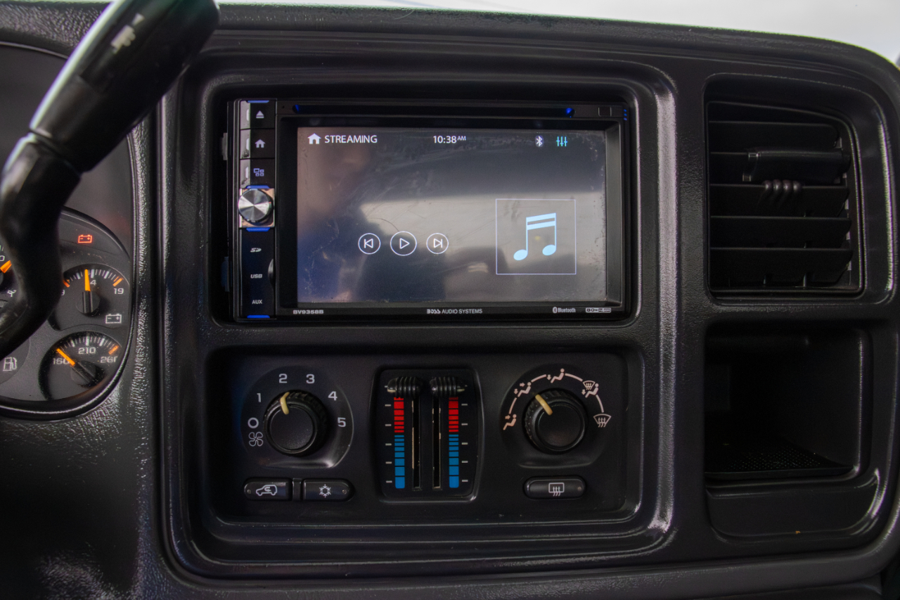 Chevrolet Silverado 1500 Crew Cab 143.5" WB LS 2005