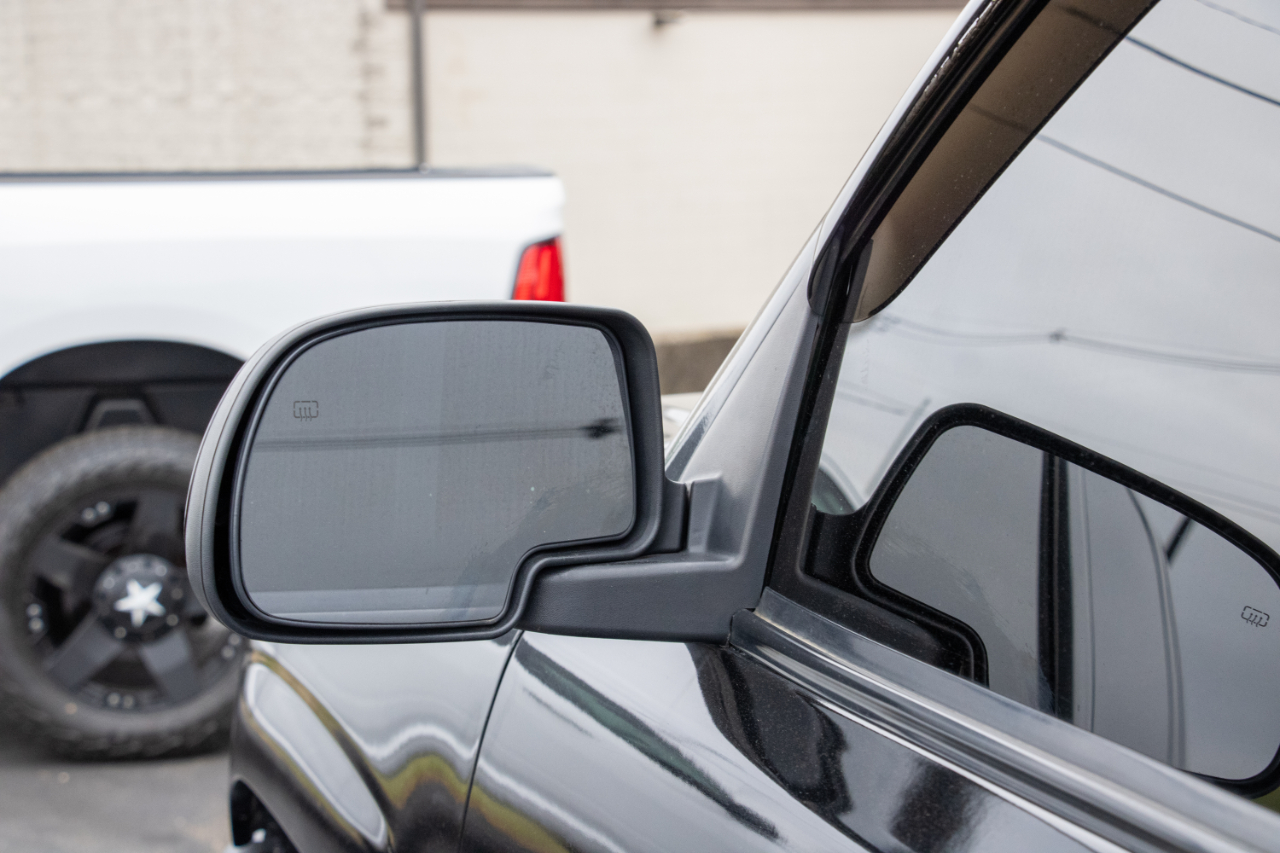 Chevrolet Silverado 2500HD Ext Cab 143.5" WB 4WD LT 2002