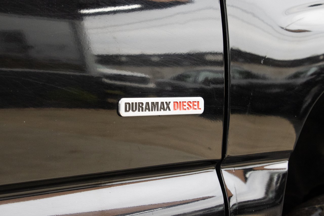 Chevrolet Silverado 2500HD Ext Cab 143.5" WB 4WD LT 2002