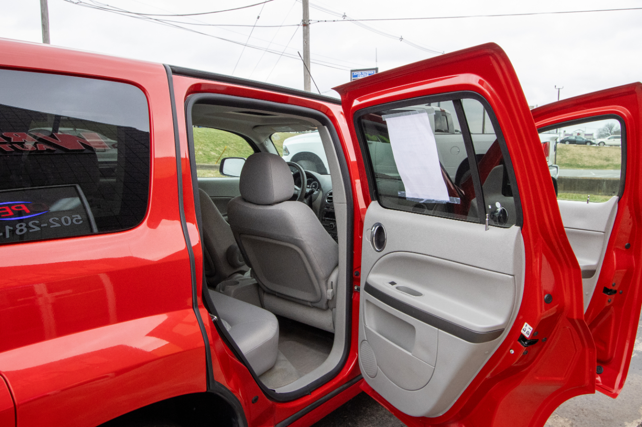 Chevrolet HHR FWD 4dr LT w/1LT 2009