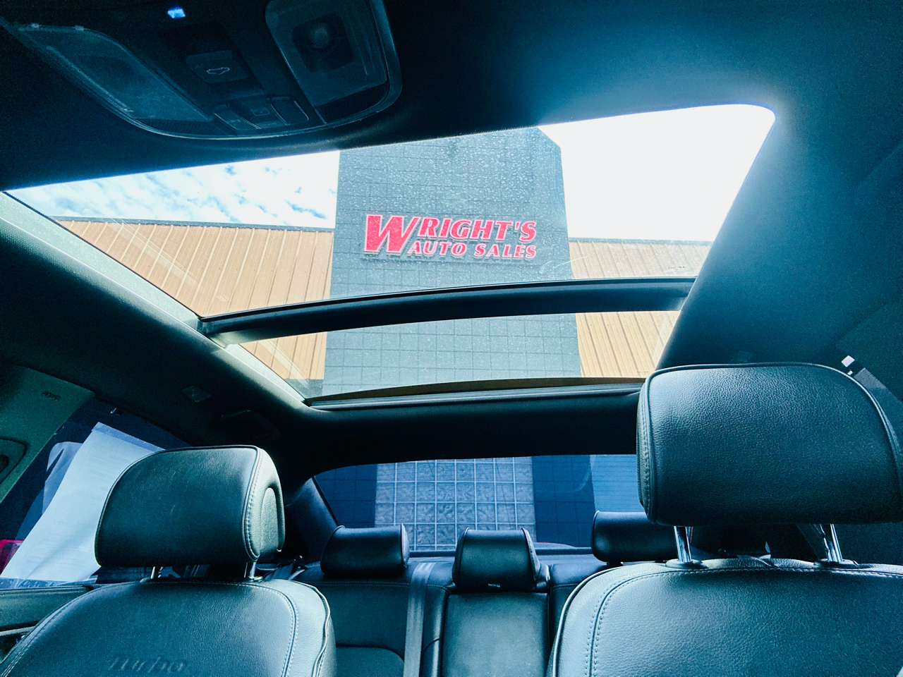 Hyundai Sonata 4dr Sdn 2.0T Limited w/Gray Accents 2015