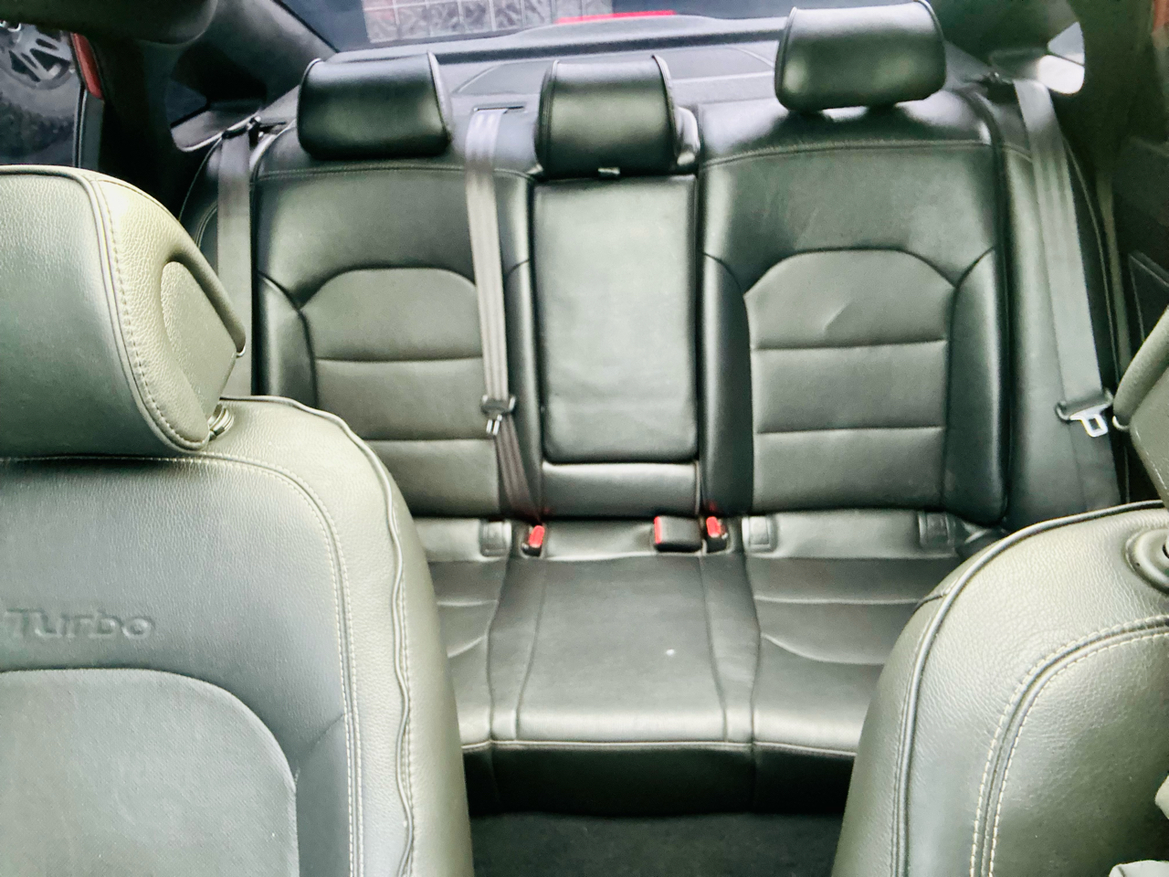 Hyundai Sonata 4dr Sdn 2.0T Limited w/Gray Accents 2015