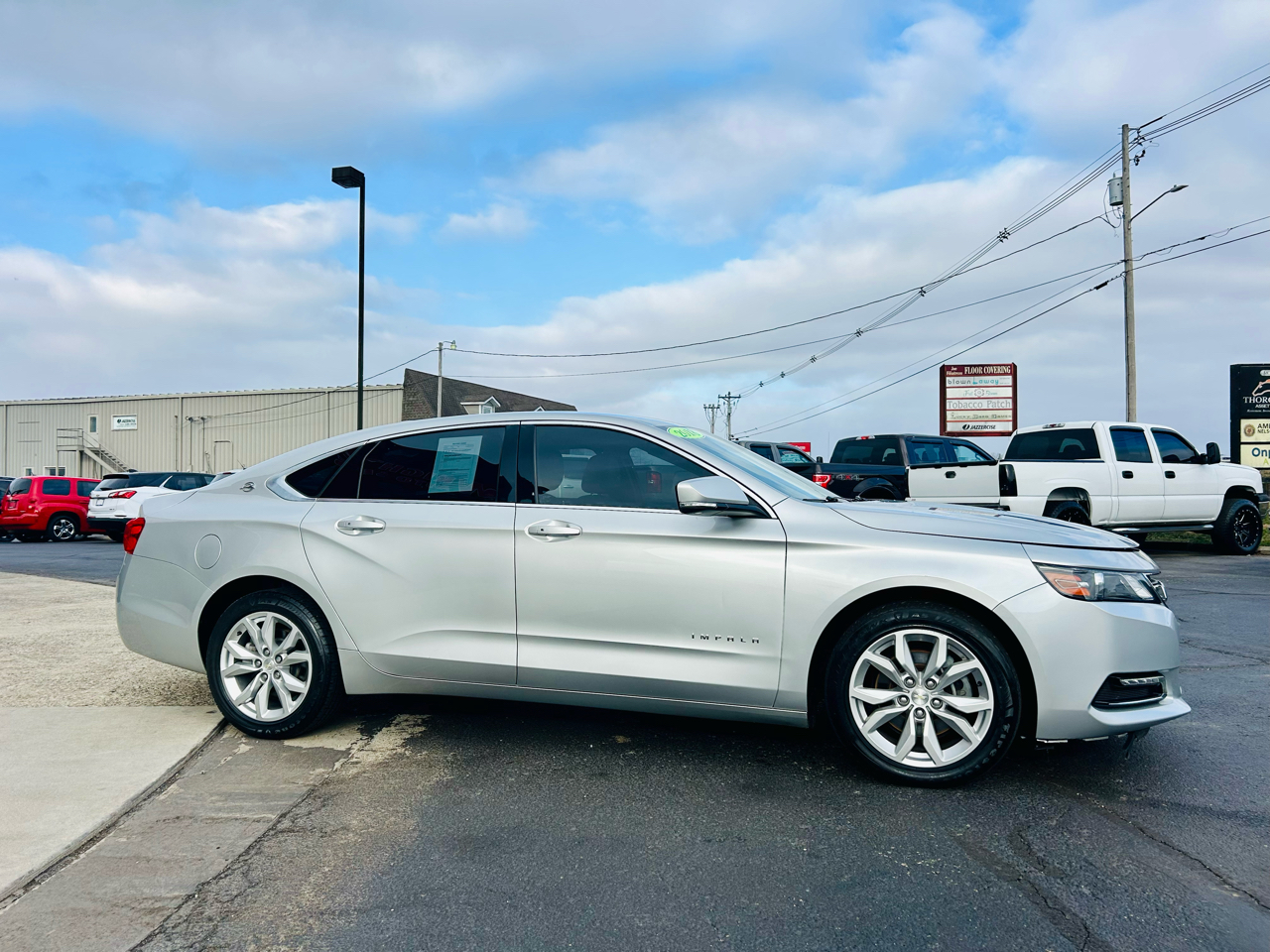 Chevrolet Impala 4dr Sdn LT w/1LT 2018
