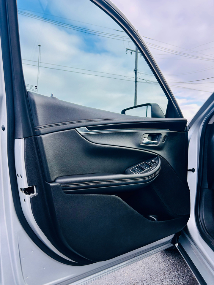 Chevrolet Impala 4dr Sdn LT w/1LT 2018