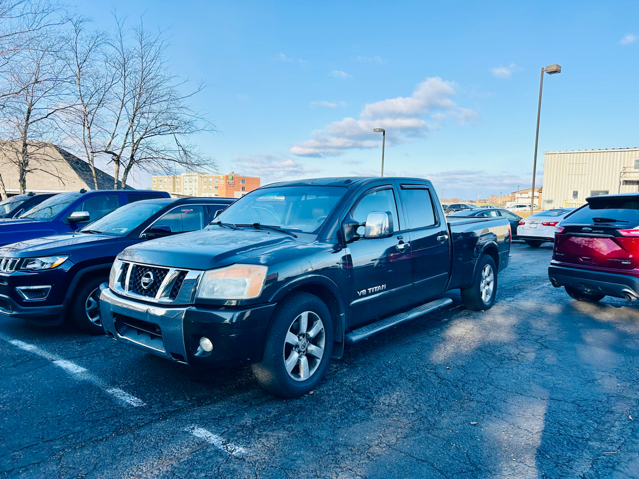 2008 Nissan Titan LE's photo
