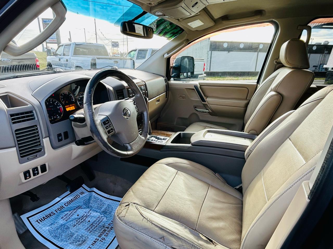 Nissan Titan 2WD Crew Cab LE FFV 2008