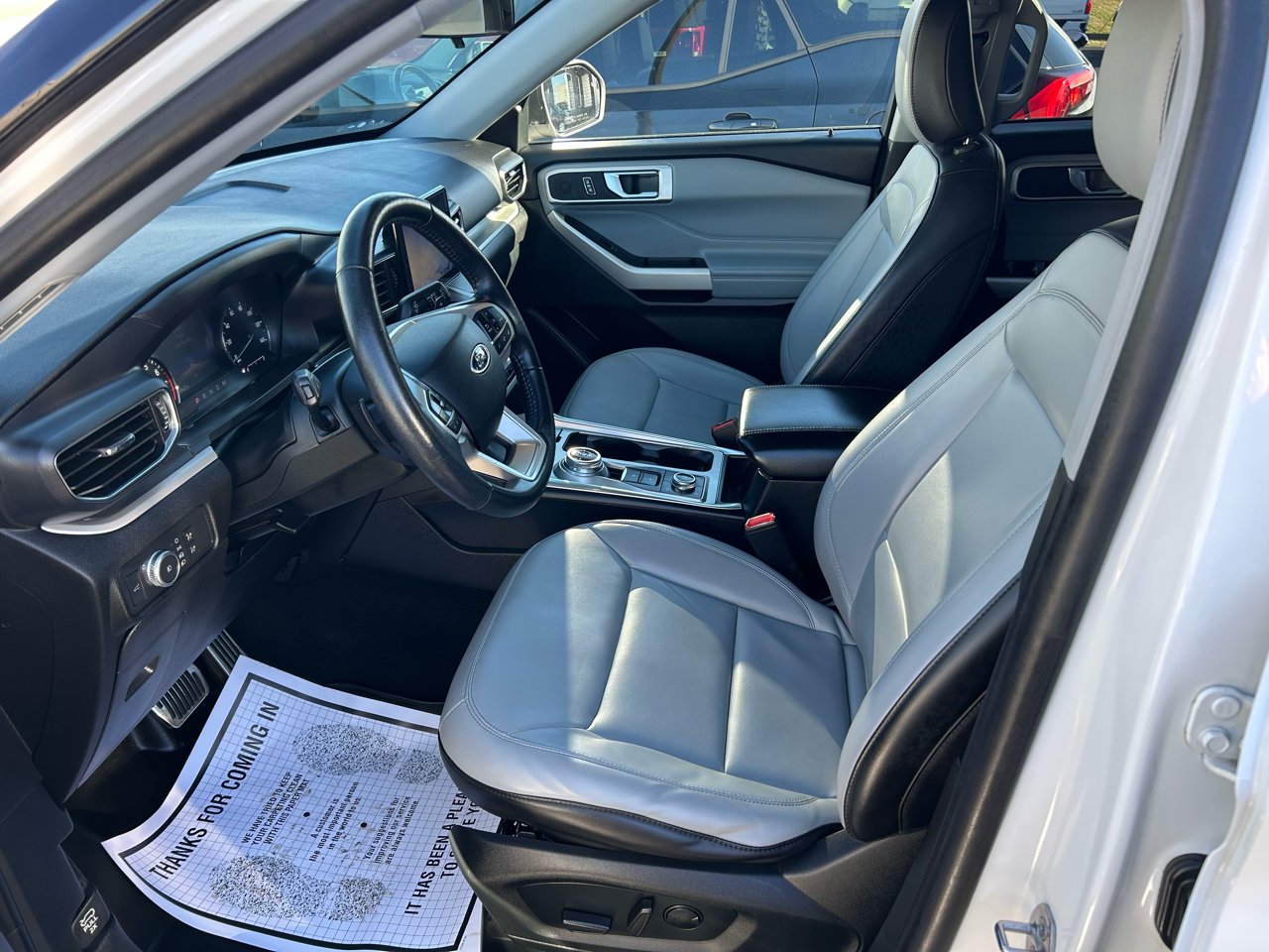 Ford Explorer XLT 4WD 2021