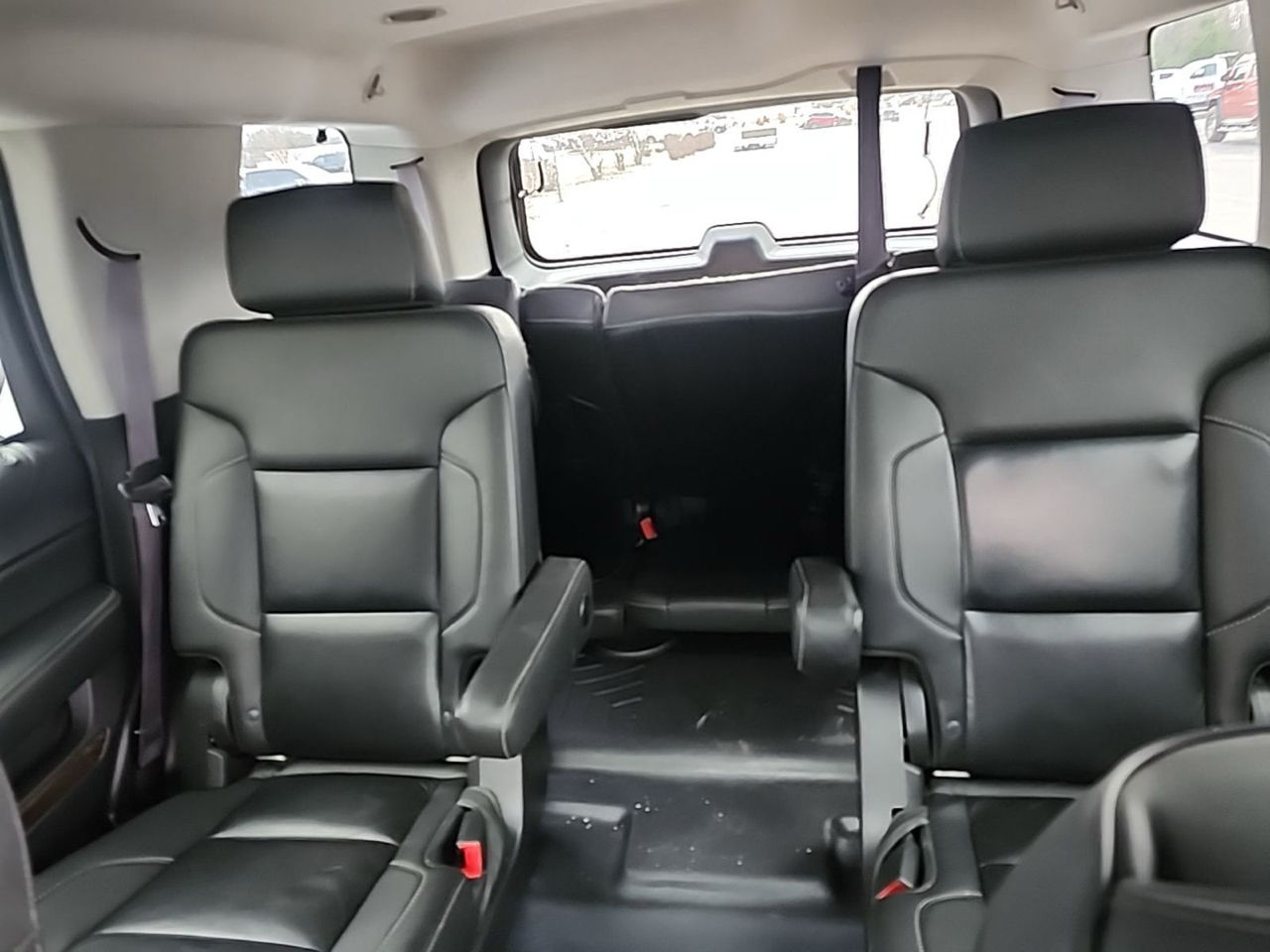 Chevrolet Tahoe 4WD 4dr LT 2015