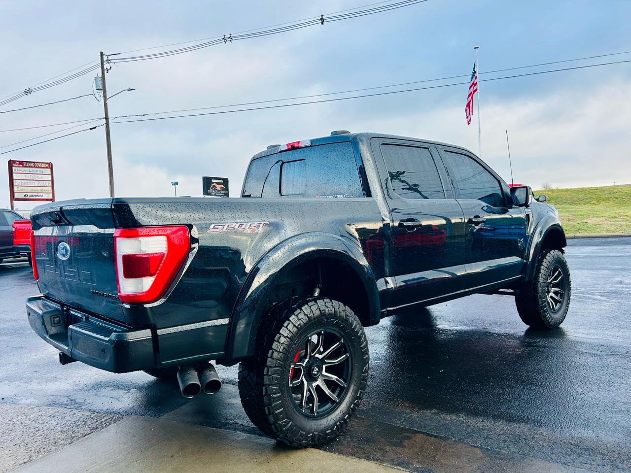 Ford F-150 4WD SuperCrew 145" Lariat 2022