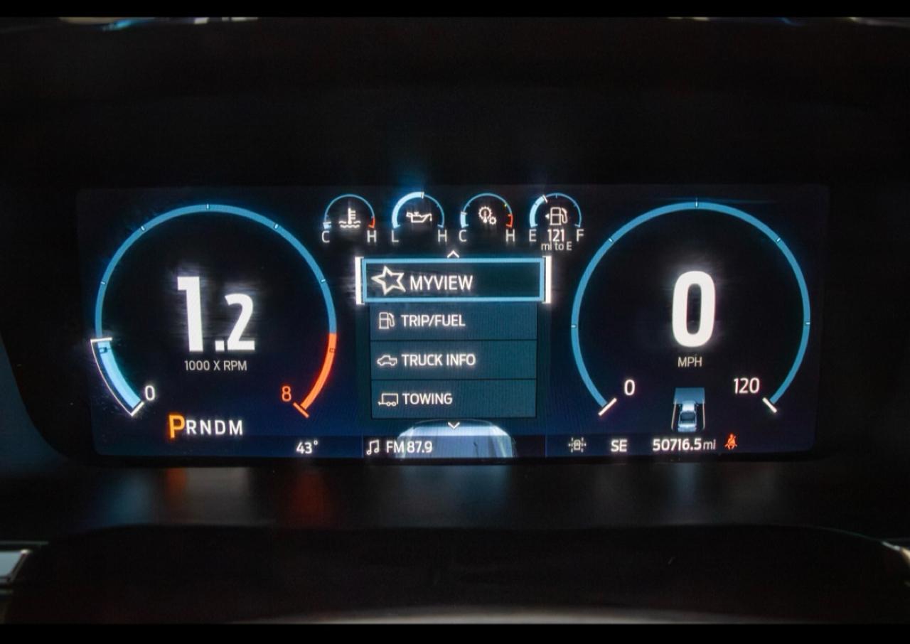 Ford F-150 4WD SuperCrew 145" Lariat 2022