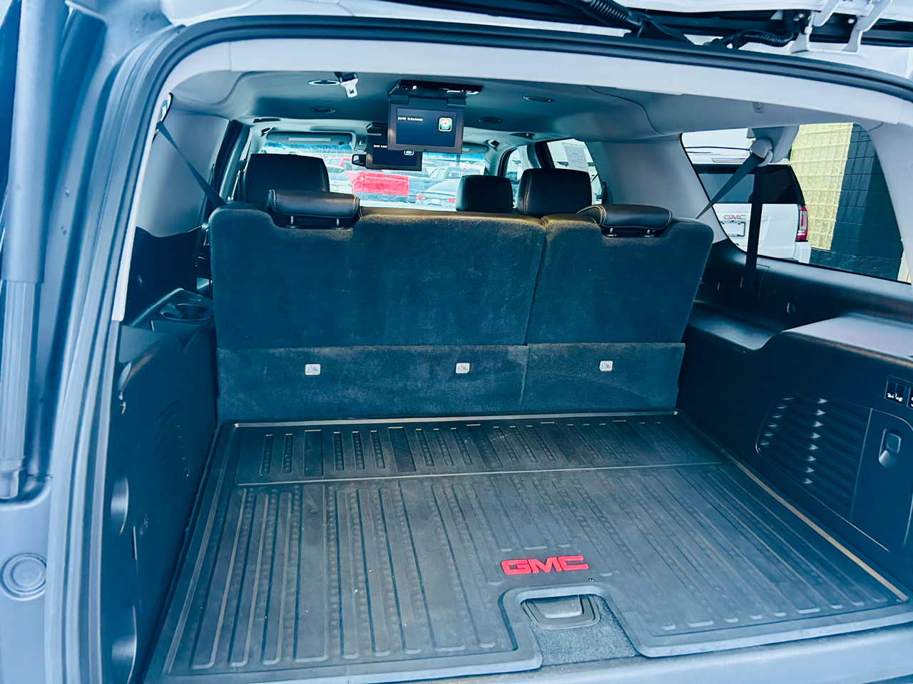 GMC Yukon XL 4WD 4dr Denali 2019