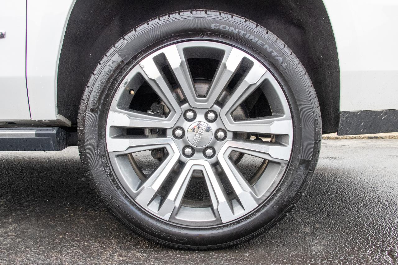 GMC Yukon XL 4WD 4dr Denali 2019