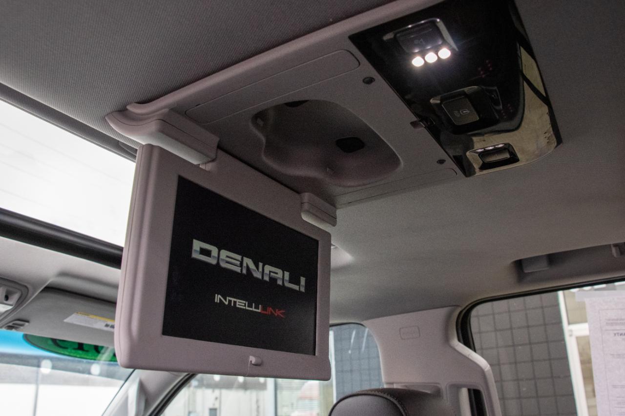 GMC Yukon XL 4WD 4dr Denali 2019