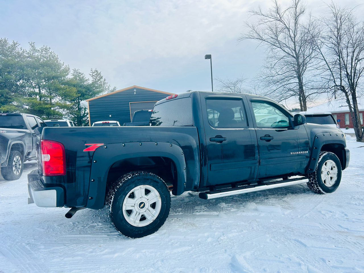 Chevrolet Silverado 1500 4WD Crew Cab 143.5" LT 2009