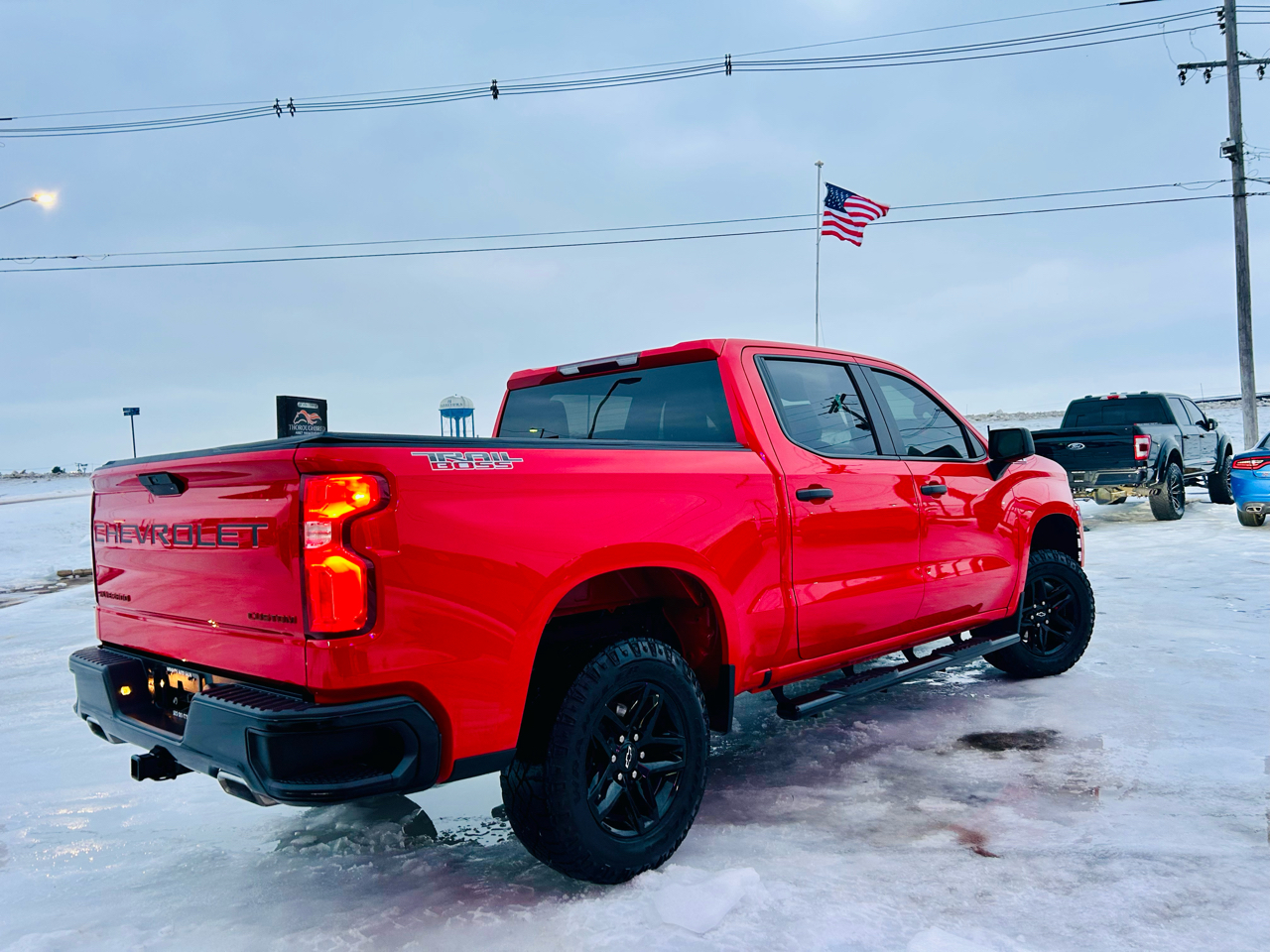 Chevrolet Silverado 1500 4WD Crew Cab 147" Custom Trail Boss 2021
