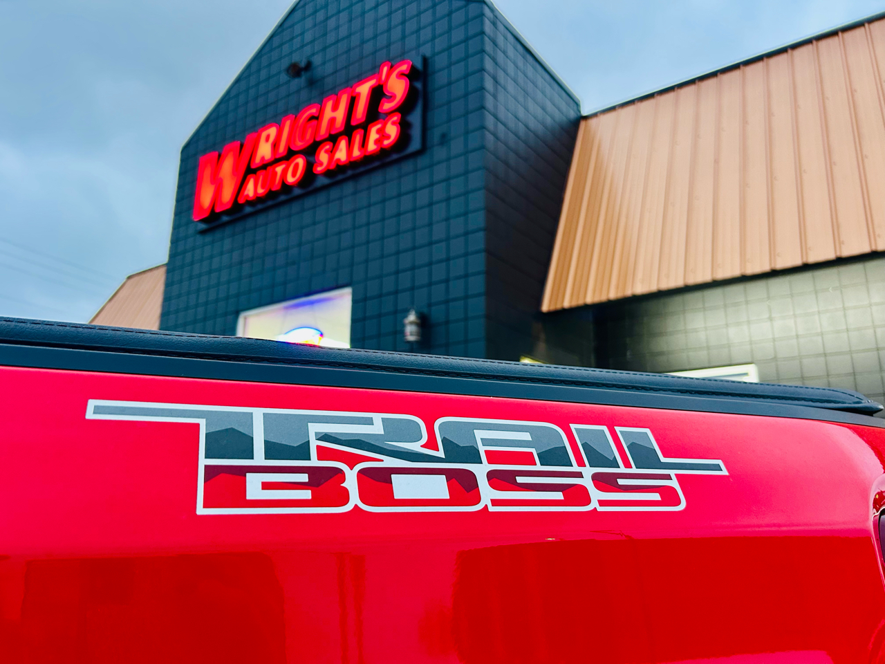 Chevrolet Silverado 1500 4WD Crew Cab 147" Custom Trail Boss 2021