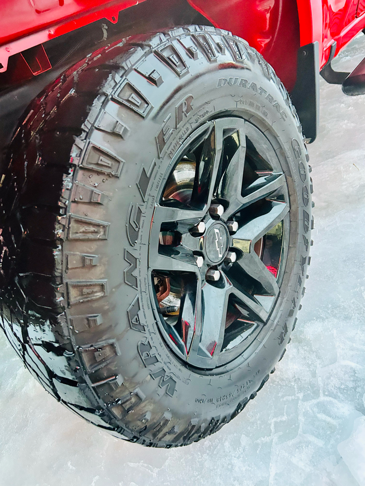 Chevrolet Silverado 1500 4WD Crew Cab 147" Custom Trail Boss 2021