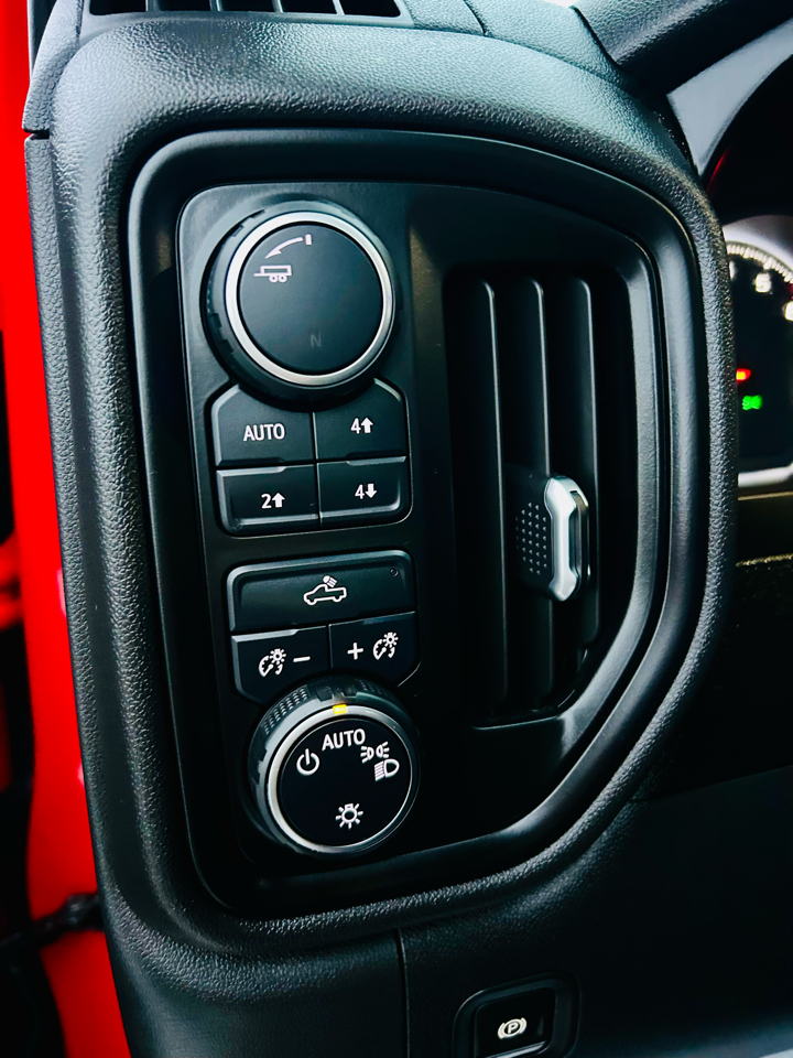 Chevrolet Silverado 1500 4WD Crew Cab 147" Custom Trail Boss 2021