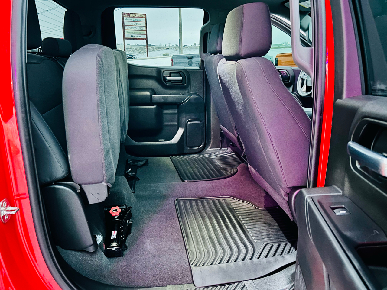 Chevrolet Silverado 1500 4WD Crew Cab 147" Custom Trail Boss 2021