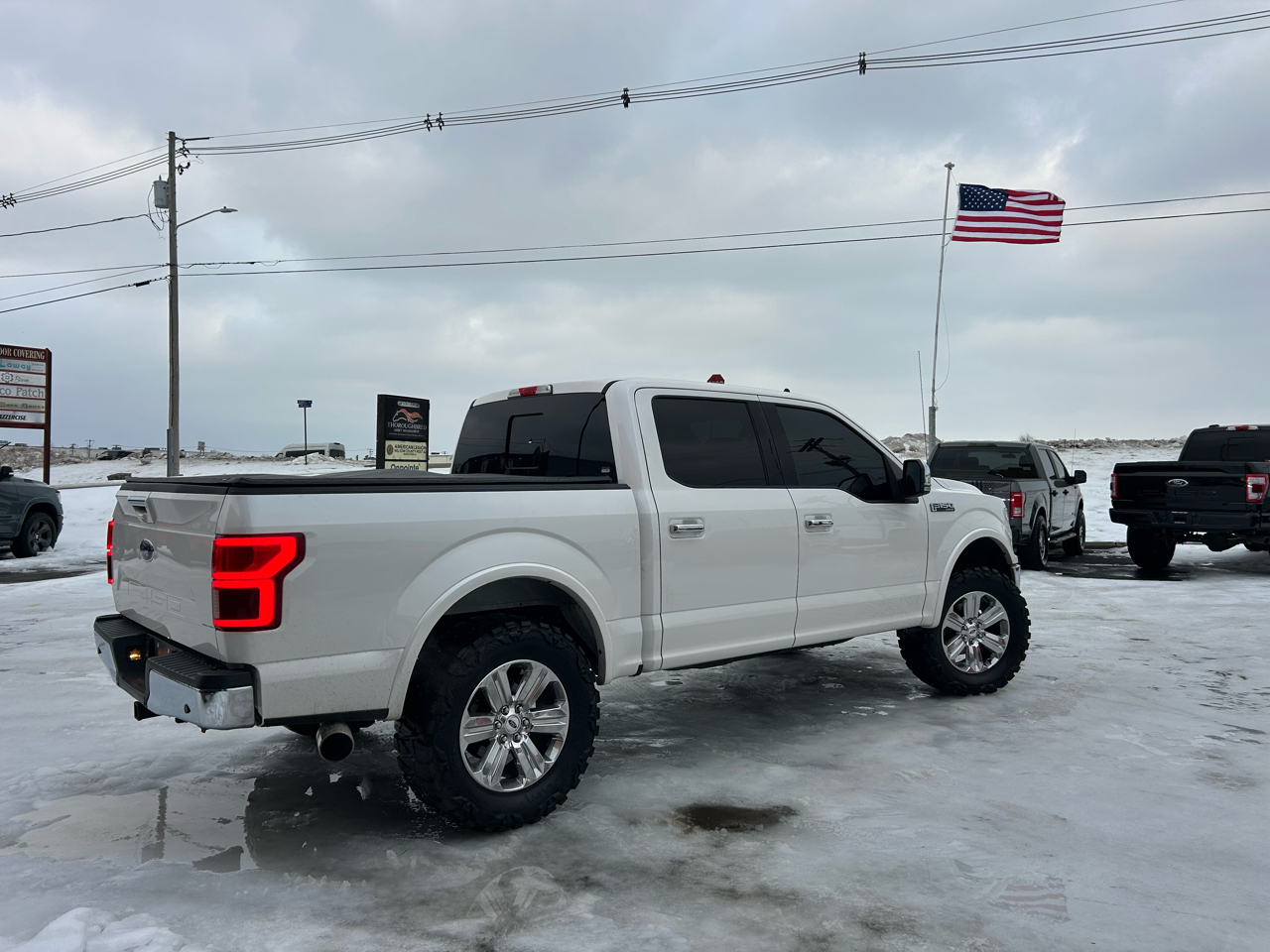 Ford F-150 Lariat SuperCrew Short Bed 4WD 2019