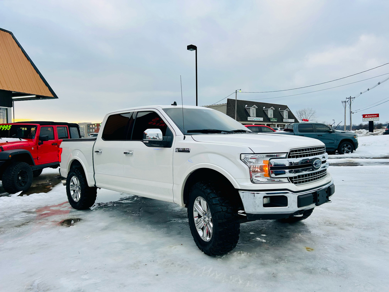 Ford F-150 Lariat SuperCrew Short Bed 4WD 2019