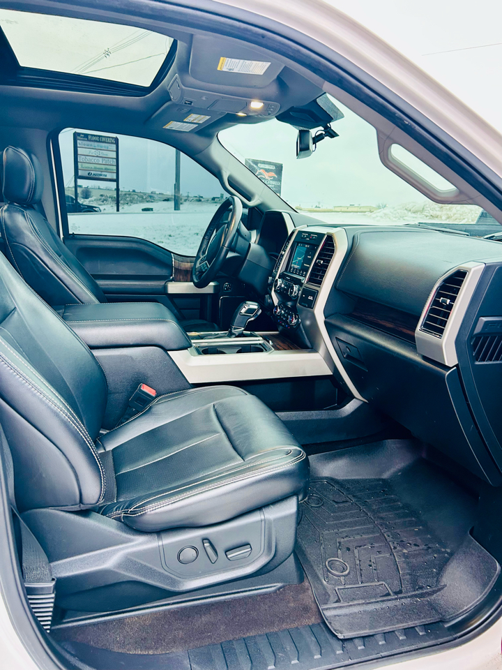 Ford F-150 Lariat SuperCrew Short Bed 4WD 2019