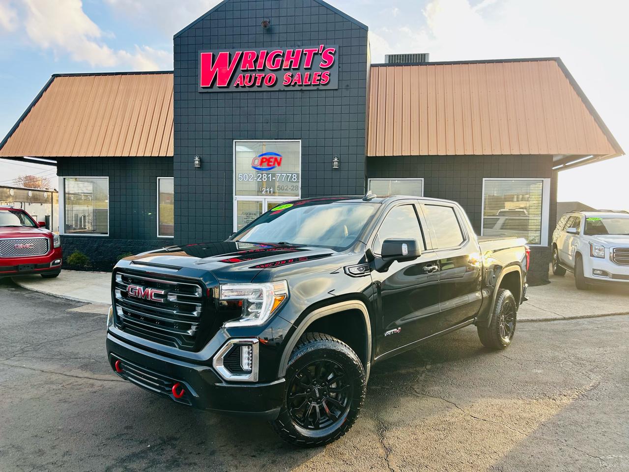 GMC Sierra 1500 4WD Crew Cab 147" AT4 2021