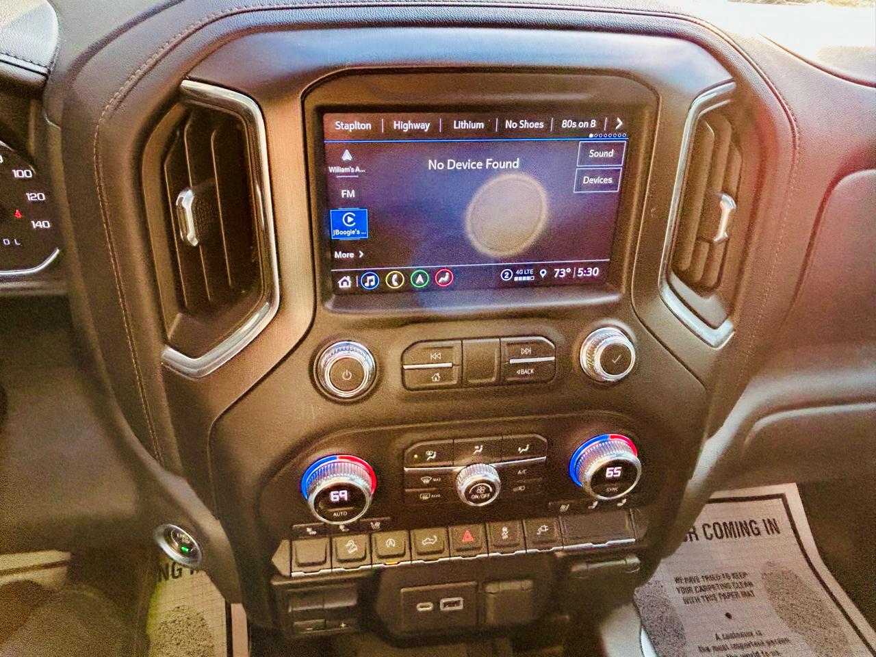 GMC Sierra 1500 4WD Crew Cab 147" AT4 2021