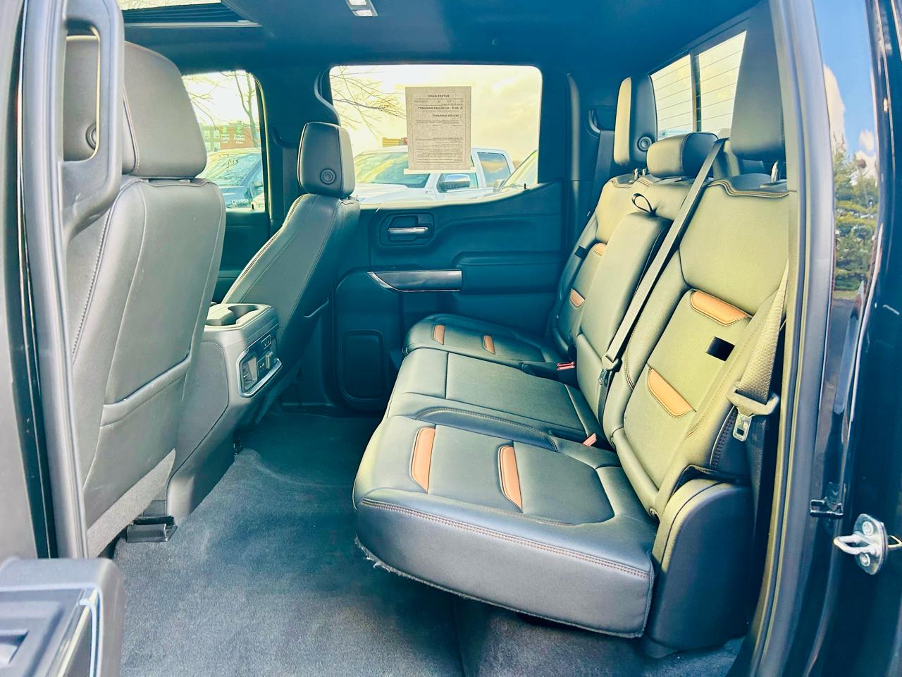 GMC Sierra 1500 4WD Crew Cab 147" AT4 2021