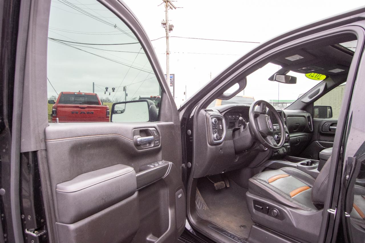 GMC Sierra 1500 4WD Crew Cab 147" AT4 2021