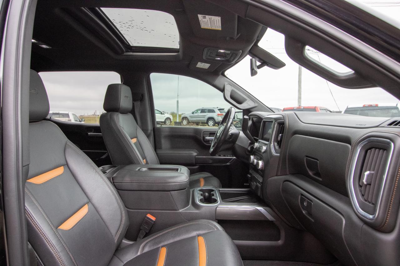 GMC Sierra 1500 4WD Crew Cab 147" AT4 2021