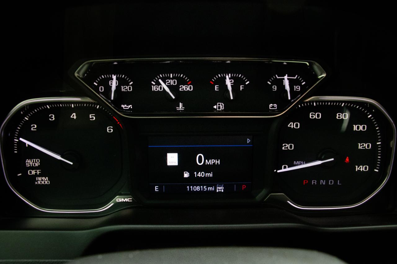 GMC Sierra 1500 4WD Crew Cab 147" AT4 2021