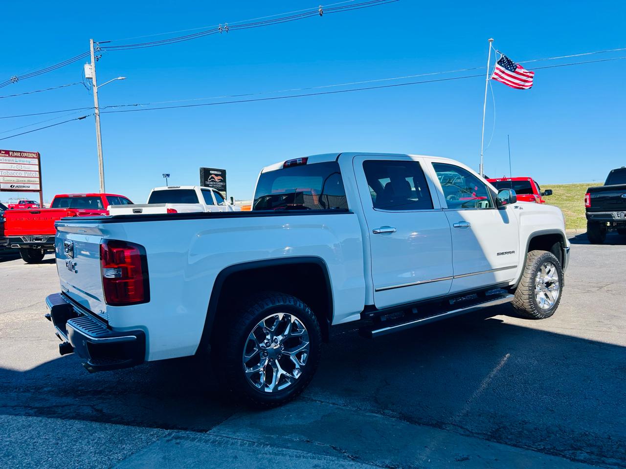 GMC Sierra 1500 4WD Crew Cab 143.5" SLT 2014