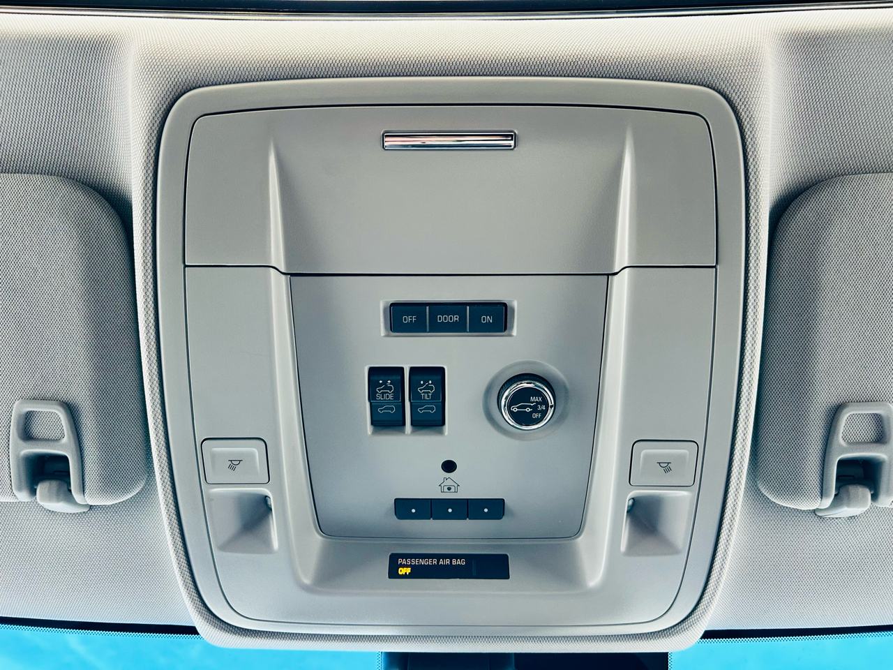 GMC Yukon 4WD 4dr SLT 2015