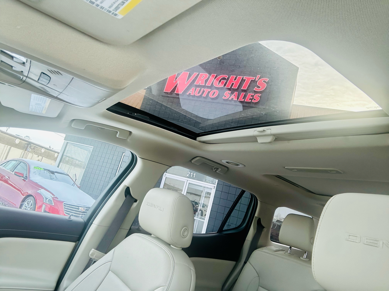 GMC Acadia FWD 4dr Denali 2019