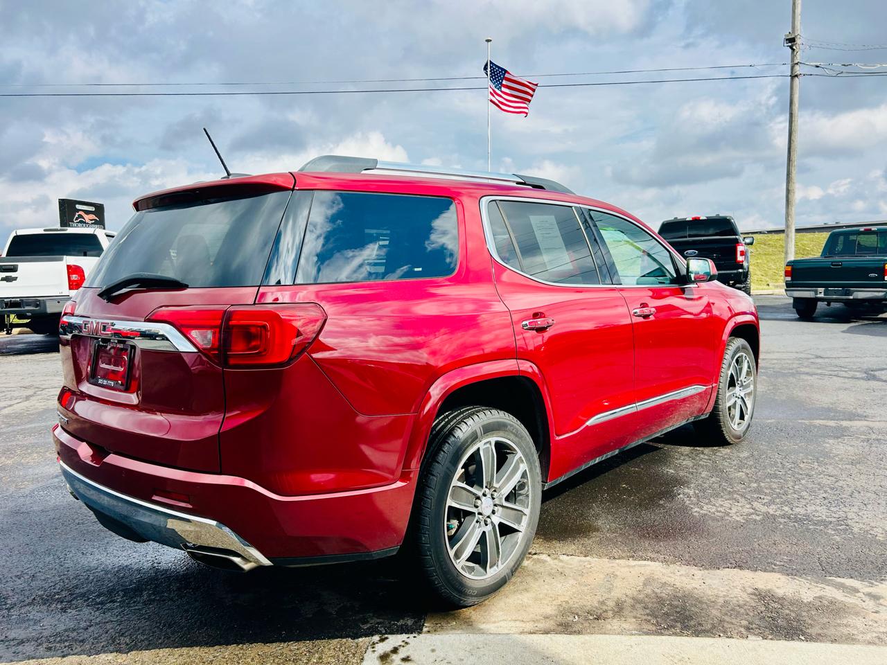 GMC Acadia FWD 4dr Denali 2019