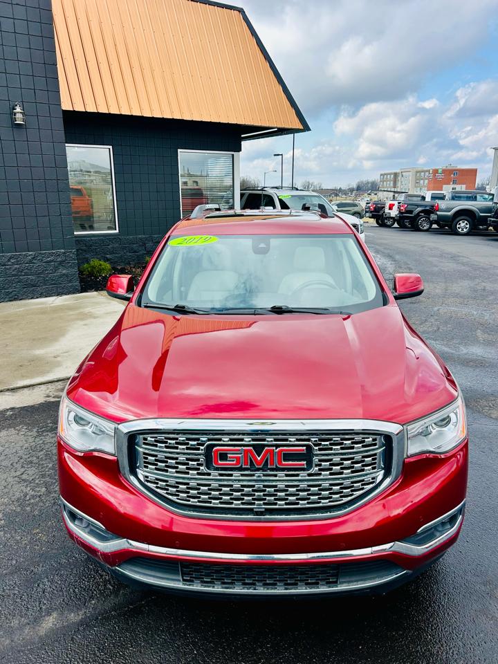 GMC Acadia FWD 4dr Denali 2019