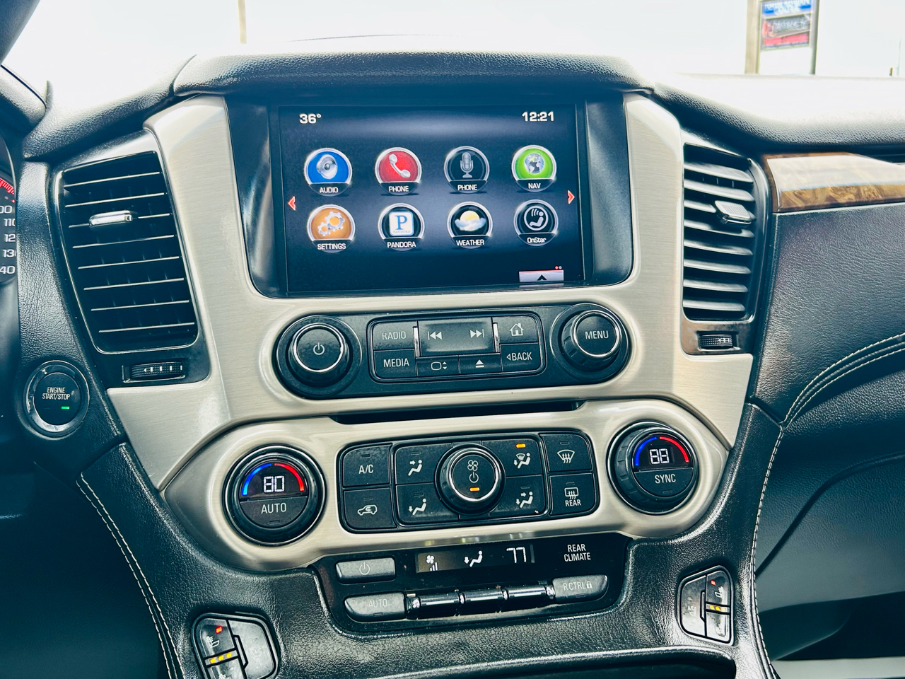 GMC Yukon 4WD 4dr Denali 2015