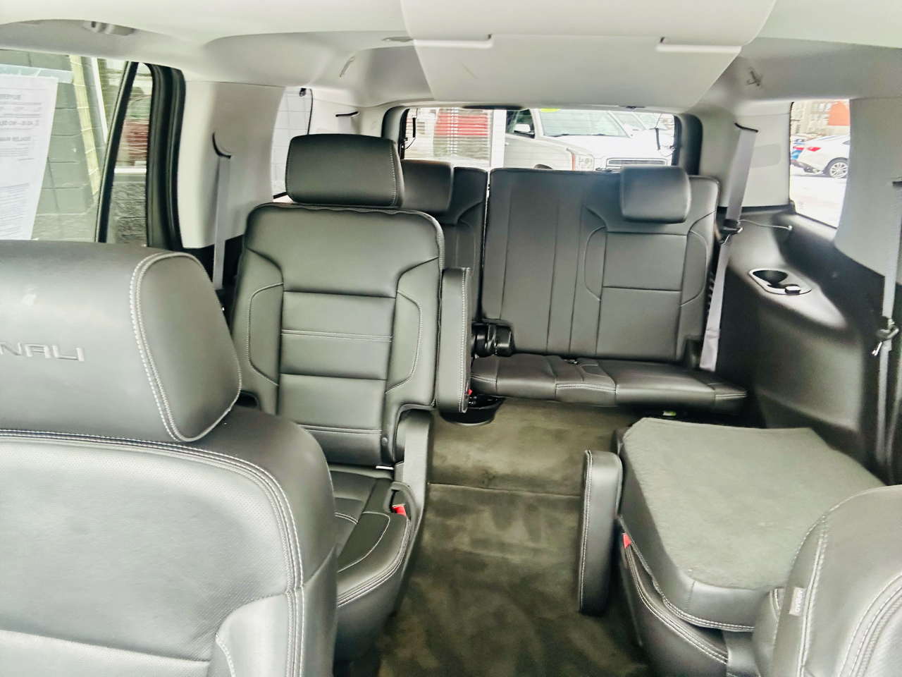 GMC Yukon 4WD 4dr Denali 2015