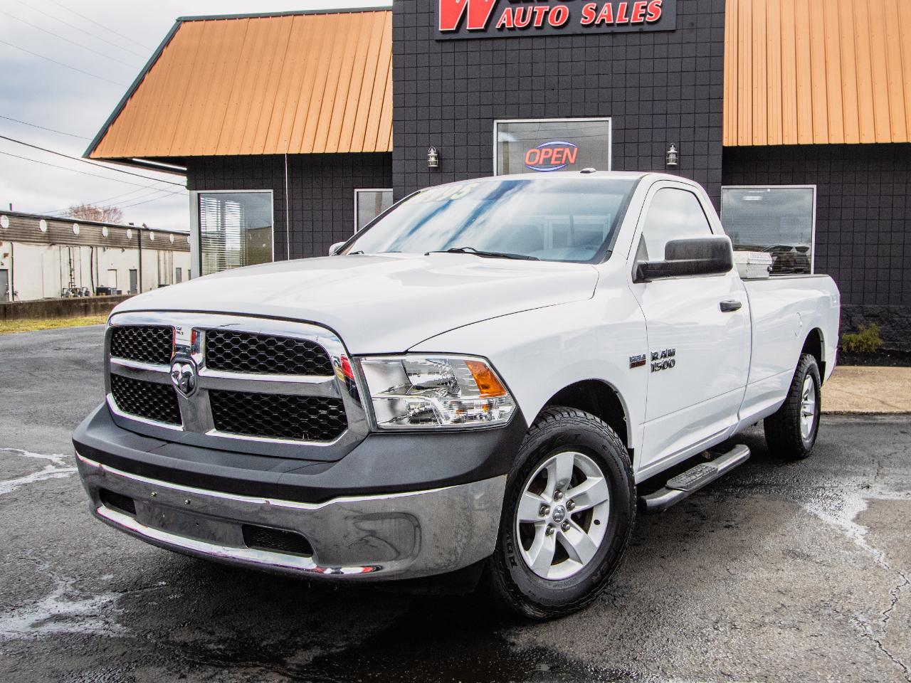 RAM 1500 2WD Reg Cab 140.5" Tradesman 2014