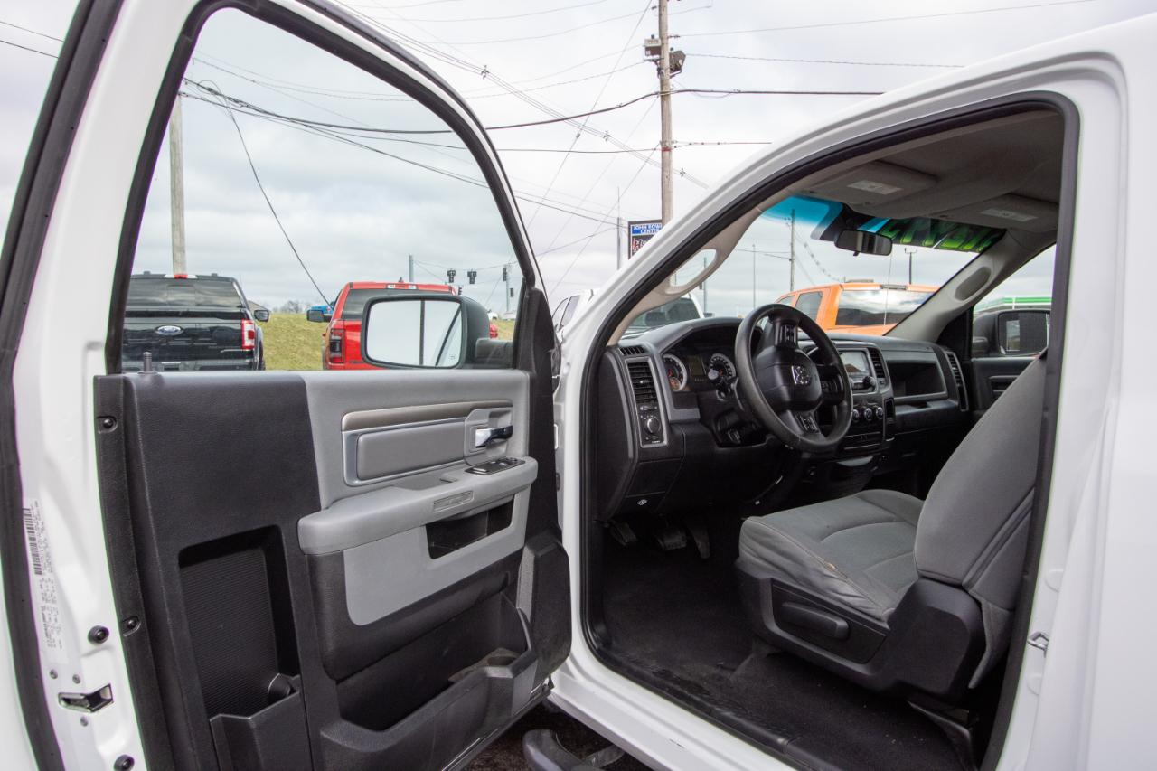 RAM 1500 2WD Reg Cab 140.5" Tradesman 2014